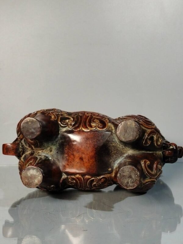 Auspicious animal ornament made of copper and gold - Image 9